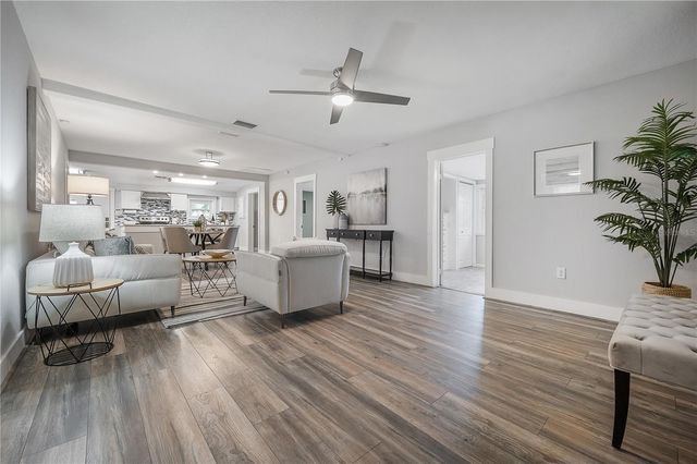 1404 E CAYUGA STREET, Tampa, FL 33603