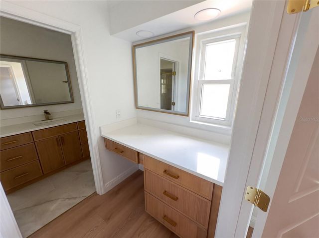 51 OAKLEIGH LANE, Maitland, FL 32751