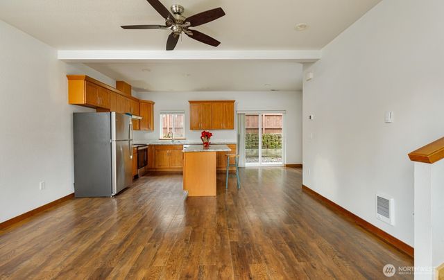 813 S 10th Street, Shelton, WA 98584