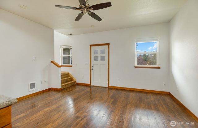 813 S 10th Street, Shelton, WA 98584