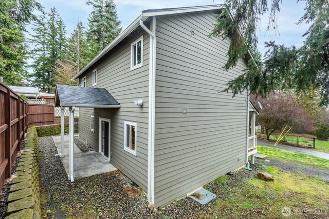 813 S 10th Street, Shelton, WA 98584