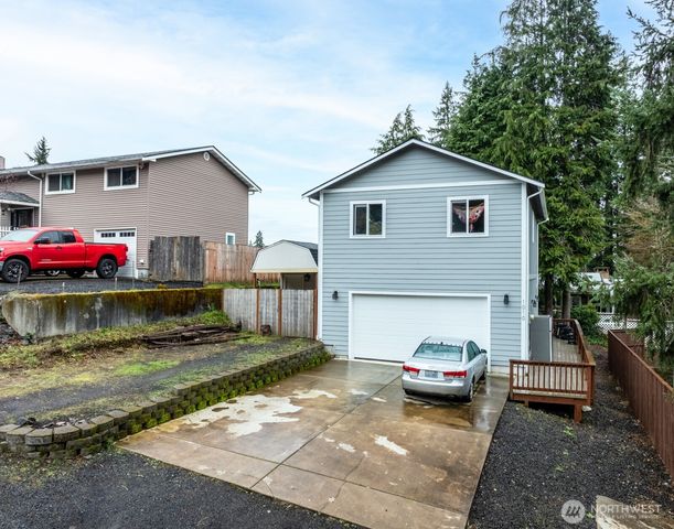 813 S 10th Street, Shelton, WA 98584