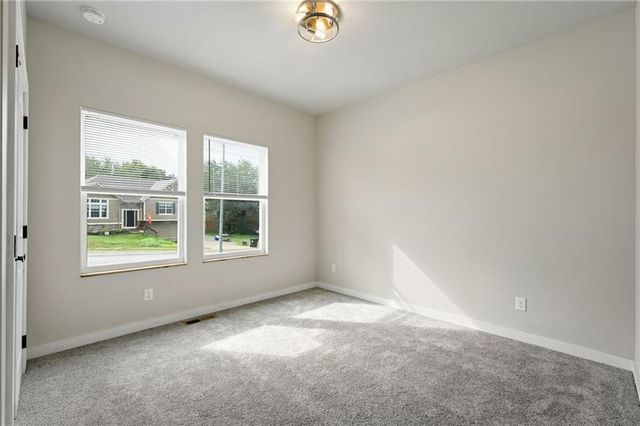 801 Colonial Drive, Pleasant Hill, MO 64080