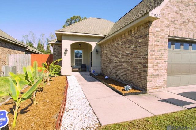 19089 Greenleaf Circle, Ponchatoula, LA 70454