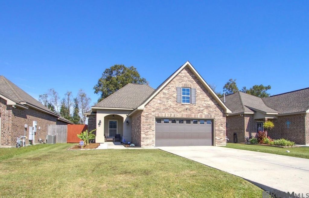 19089 Greenleaf Circle, Ponchatoula, LA 70454