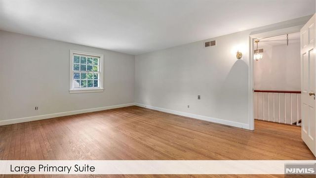 436 Hillcrest Road, Ridgewood, NJ 07450