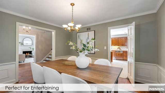 436 Hillcrest Road, Ridgewood, NJ 07450