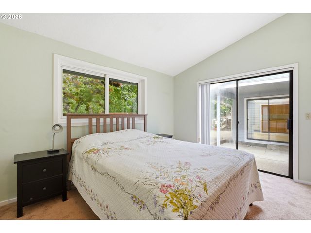 8030 Sw 160TH Ave, Beaverton, OR 97007