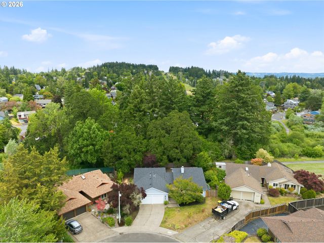8030 Sw 160TH Ave, Beaverton, OR 97007