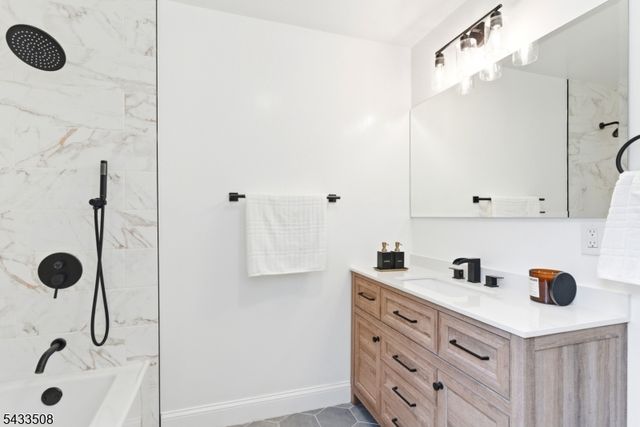 506 Warren St, Hackettstown Town, NJ 07840