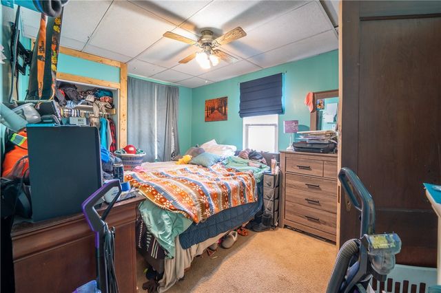 214 N 5th St, Youngwood, PA 15697