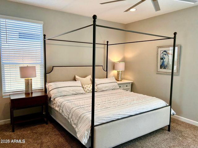 2045 E CHARLOTTE Drive, Phoenix, AZ 85024