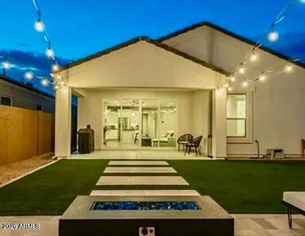 2045 E CHARLOTTE Drive, Phoenix, AZ 85024