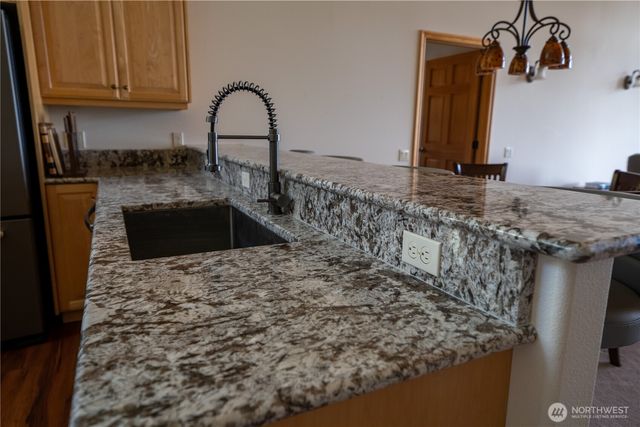 212 Maletti Hill Road, Port Angeles, WA 98362