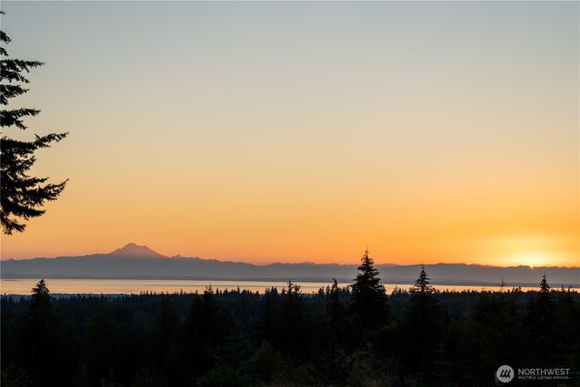 212 Maletti Hill Road, Port Angeles, WA 98362