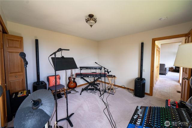 212 Maletti Hill Road, Port Angeles, WA 98362