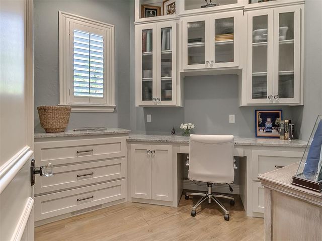 6716 Legacy, Edmond, OK 73025