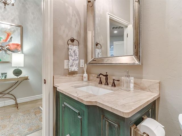 6716 Legacy, Edmond, OK 73025