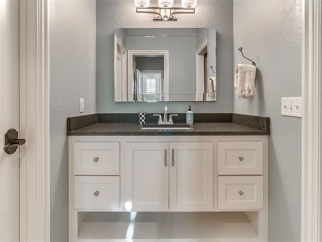 6716 Legacy, Edmond, OK 73025