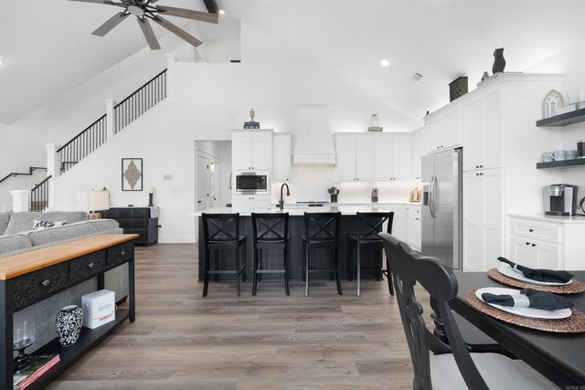 13 Caribe Lane, Hot Springs Village, AR 71909