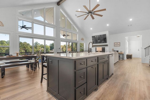 13 Caribe Lane, Hot Springs Village, AR 71909