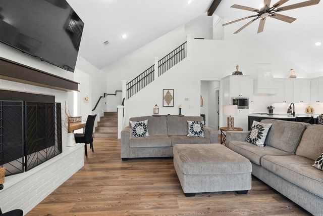 13 Caribe Lane, Hot Springs Village, AR 71909