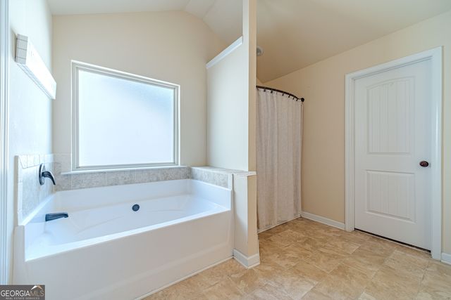 3982 Plymouth Rock Drive, Loganville, GA 30052