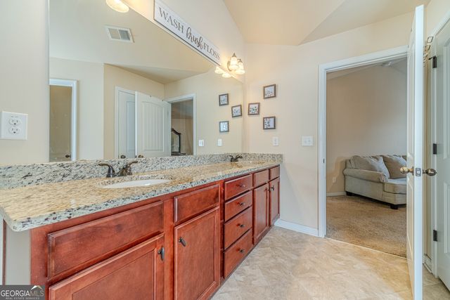 3982 Plymouth Rock Drive, Loganville, GA 30052