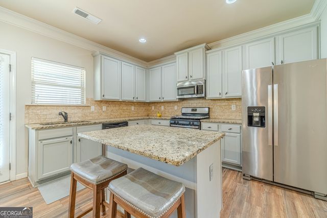 3982 Plymouth Rock Drive, Loganville, GA 30052