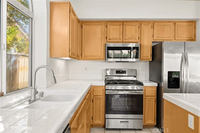 28570 Sand Island Way, Menifee, CA 92584