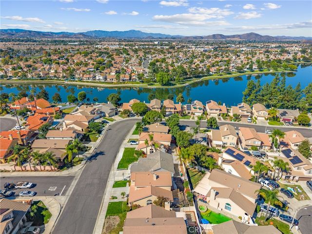 28570 Sand Island Way, Menifee, CA 92584