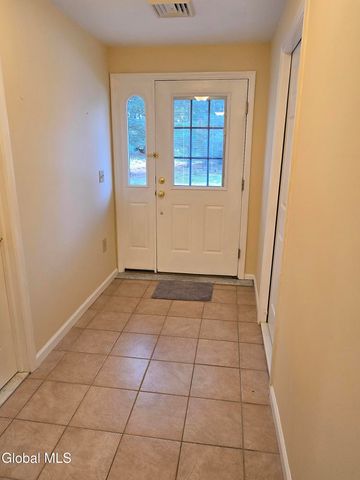 7 Bedford Drive Apt. 1, Colonie, NY 12110