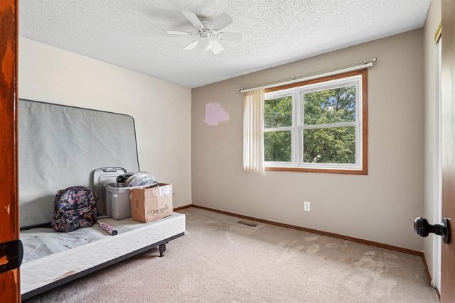 1312 Roosevelt Street, Waterloo, IA 50707