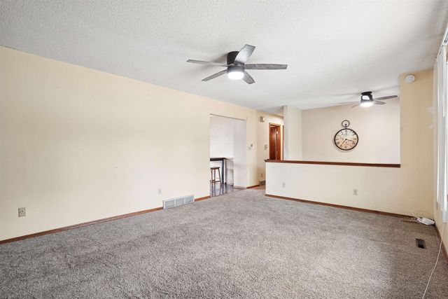 1312 Roosevelt Street, Waterloo, IA 50707