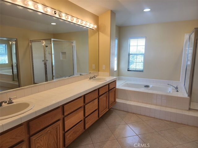 12605 Prescott Avenue, Tustin, CA 92782
