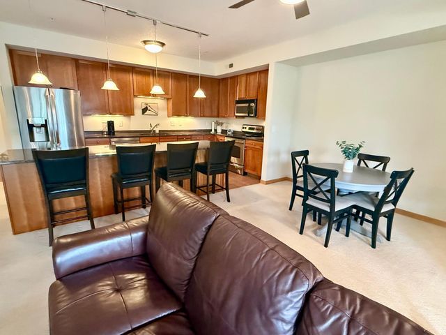 2201 Village Lane A203, Bloomington, MN 55431