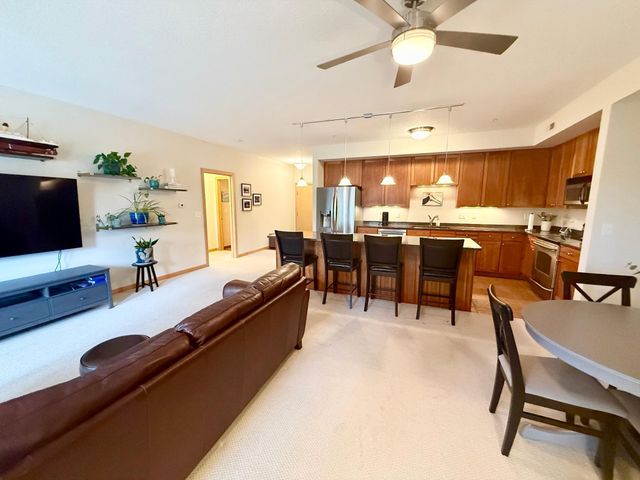 2201 Village Lane A203, Bloomington, MN 55431