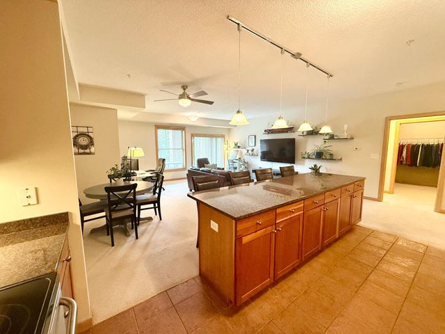 2201 Village Lane A203, Bloomington, MN 55431