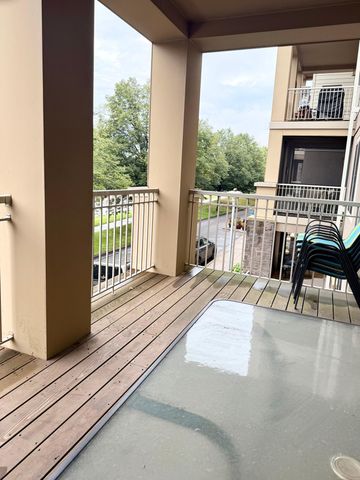 2201 Village Lane A203, Bloomington, MN 55431