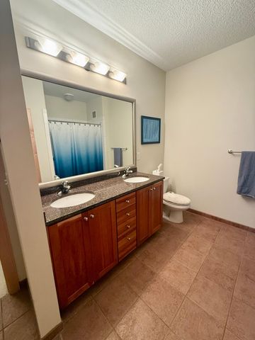 2201 Village Lane A203, Bloomington, MN 55431