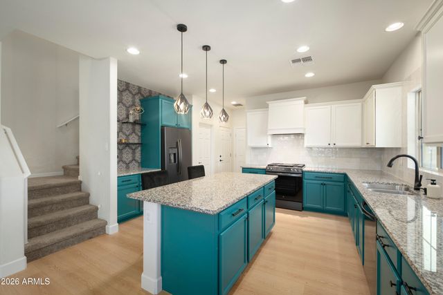 21264 N 36TH Place, Phoenix, AZ 85050