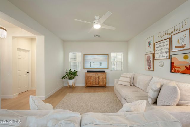 21264 N 36TH Place, Phoenix, AZ 85050