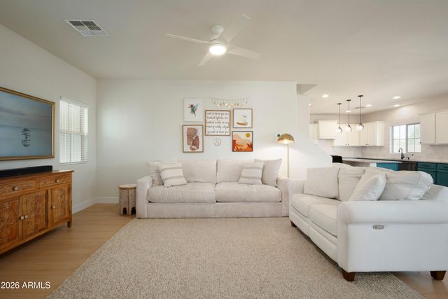 21264 N 36TH Place, Phoenix, AZ 85050