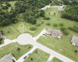 7864 Venado Court, Bryan, TX 77808