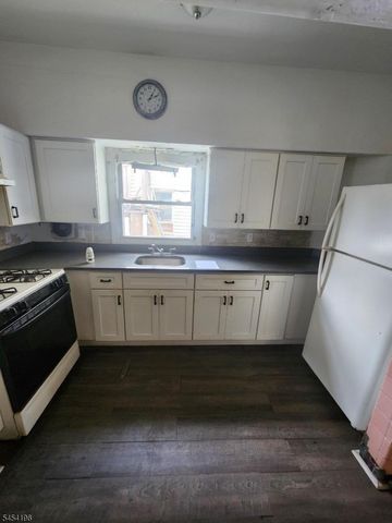 638 E 25Th St, Paterson City, NJ 07504