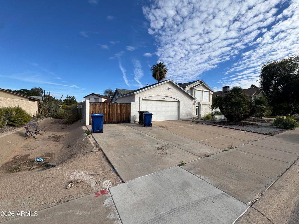 1423 N 62ND Place, Mesa, AZ 85205