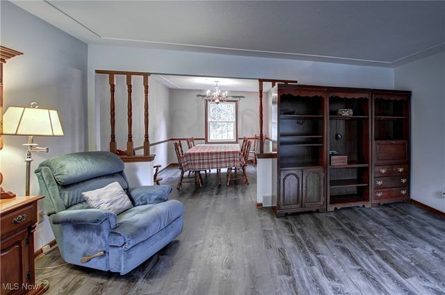 105 Windbrook Court, Elyria, OH 44035