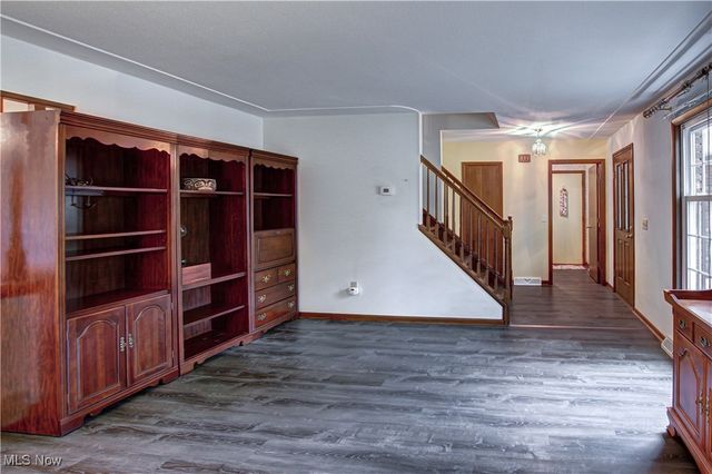 105 Windbrook Court, Elyria, OH 44035