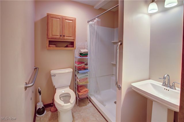 105 Windbrook Court, Elyria, OH 44035