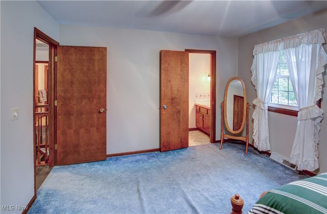 105 Windbrook Court, Elyria, OH 44035